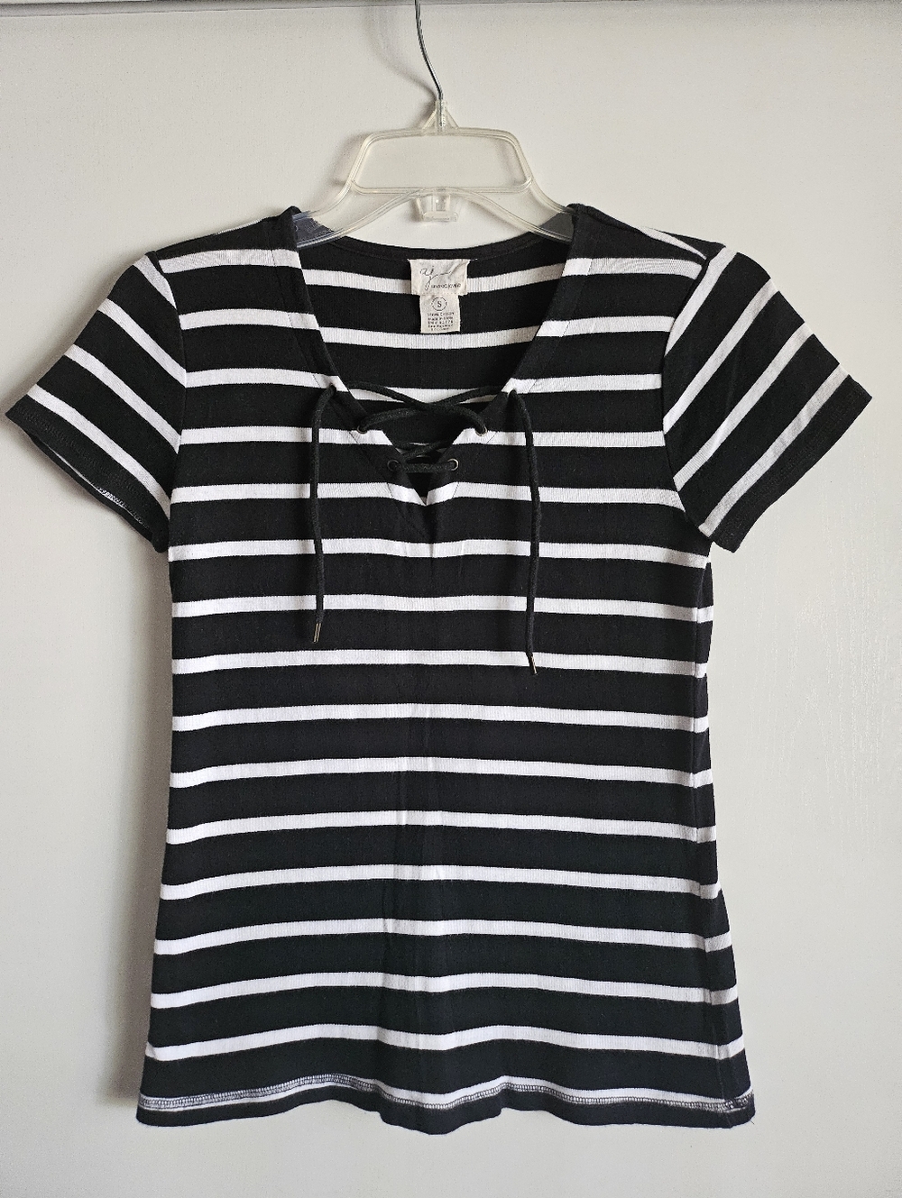NWOT Andrea Jovine Women's size Small Black & White Striped T-shirt 100% Cotton